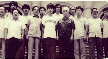 Exposition :Le général Vo Nguyen Giap avec la jeunesse de la capitale